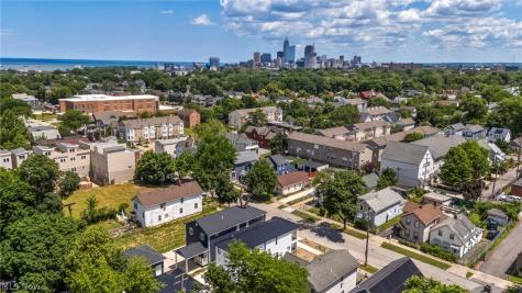 1872 W 57th Street Cleveland OH 44102
