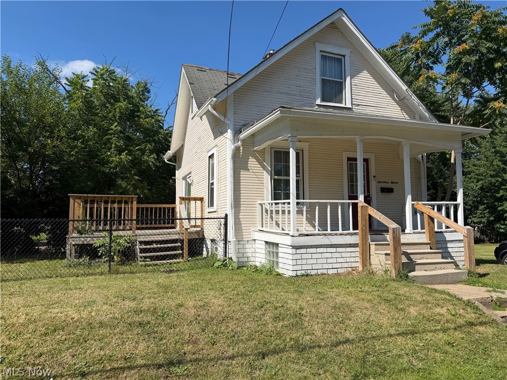 1711 Bonnot Place NE Canton OH 44705