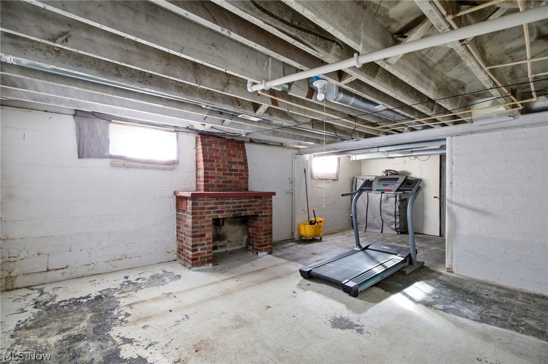 1222 W 18th Street Lorain OH 44052