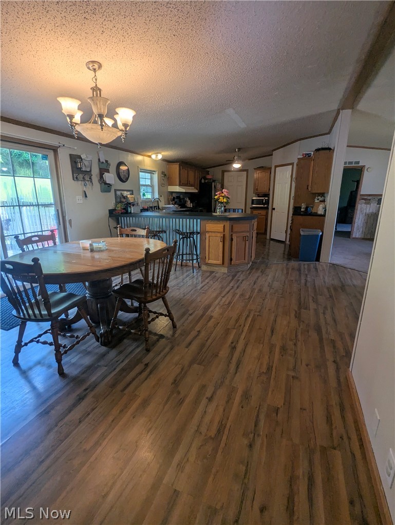 17960 Raven Road Salesville OH 43778
