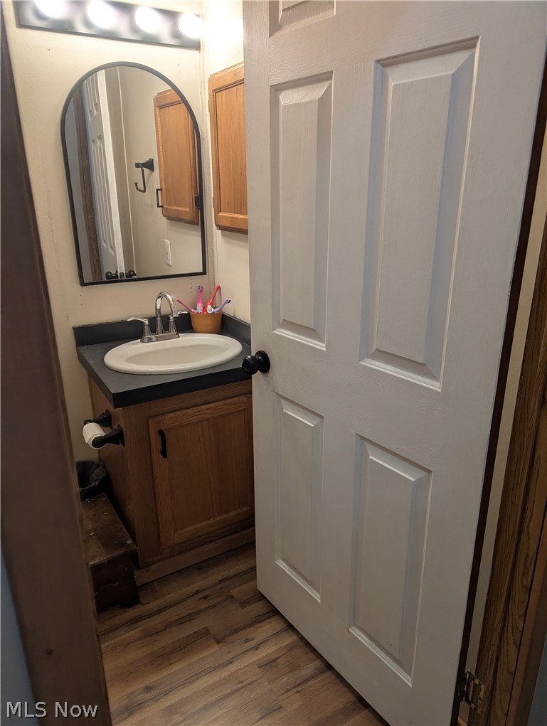 17960 Raven Road Salesville OH 43778