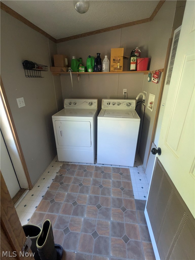 17960 Raven Road Salesville OH 43778
