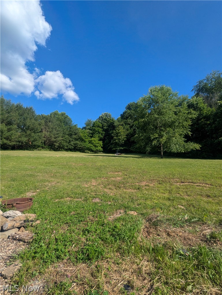 17960 Raven Road Salesville OH 43778