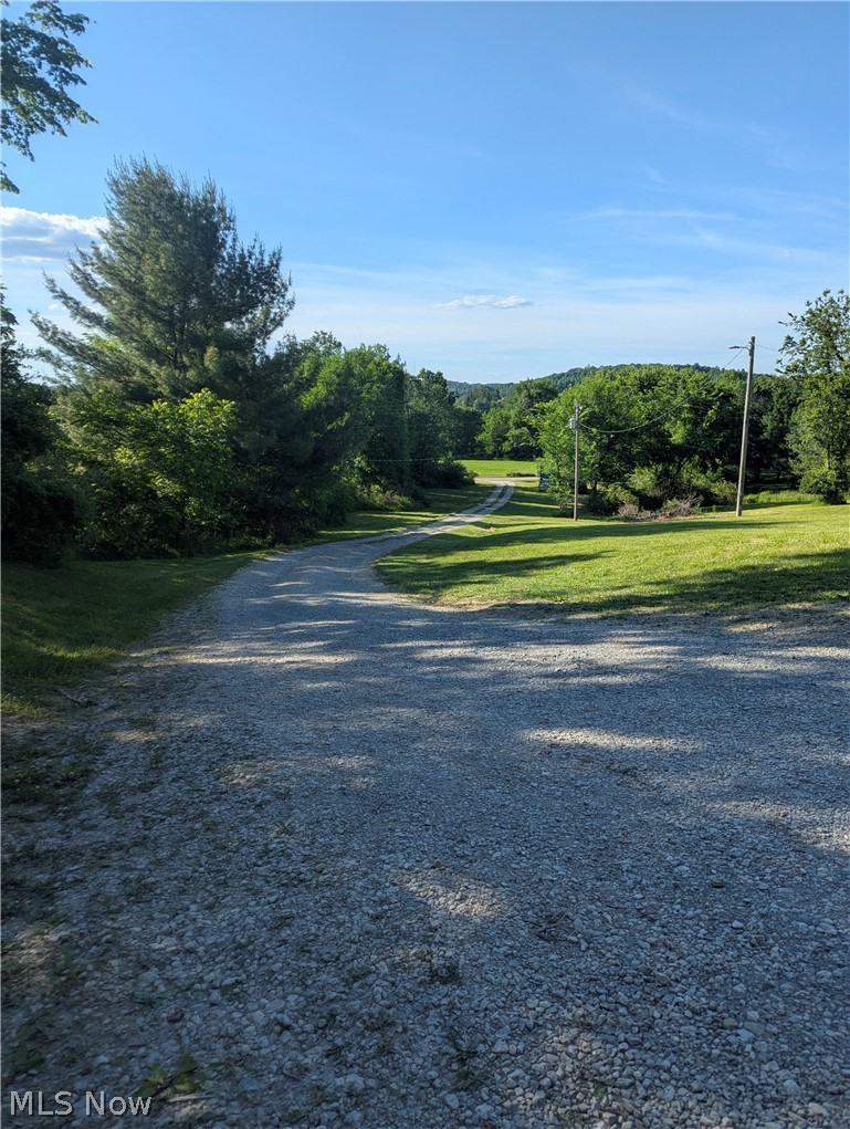 17960 Raven Road Salesville OH 43778