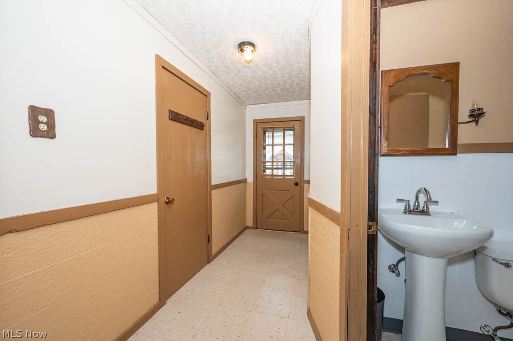 459 S Union Avenue Salem OH 44460