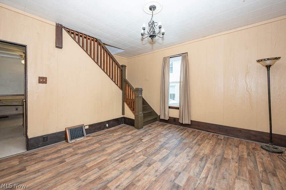459 S Union Avenue Salem OH 44460