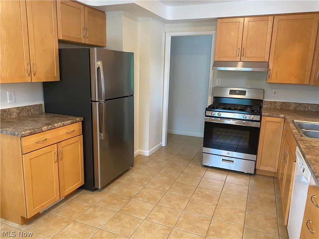 24217 Woodway Road Beachwood OH 44122