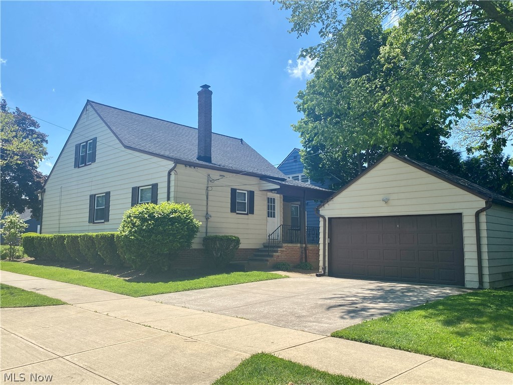 24217 Woodway Road Beachwood OH 44122