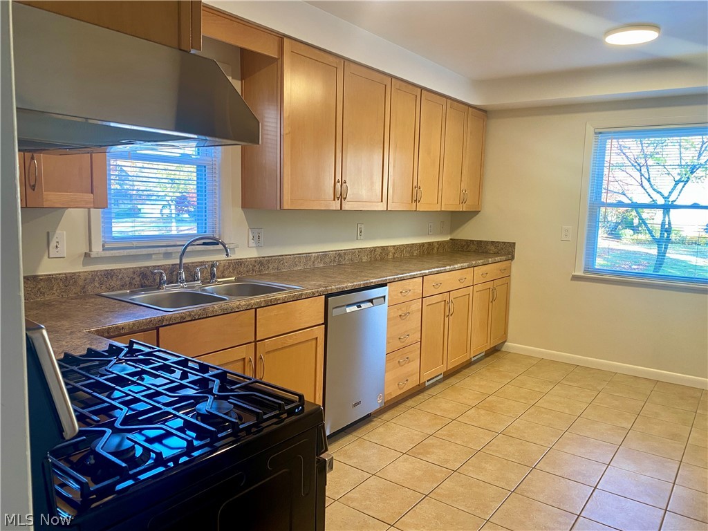24217 Woodway Road Beachwood OH 44122