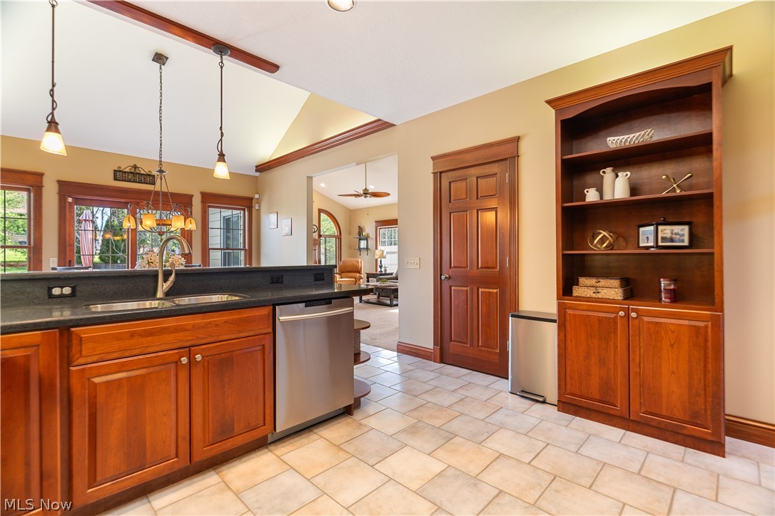 2669 Carrington Street NW North Canton OH 44720
