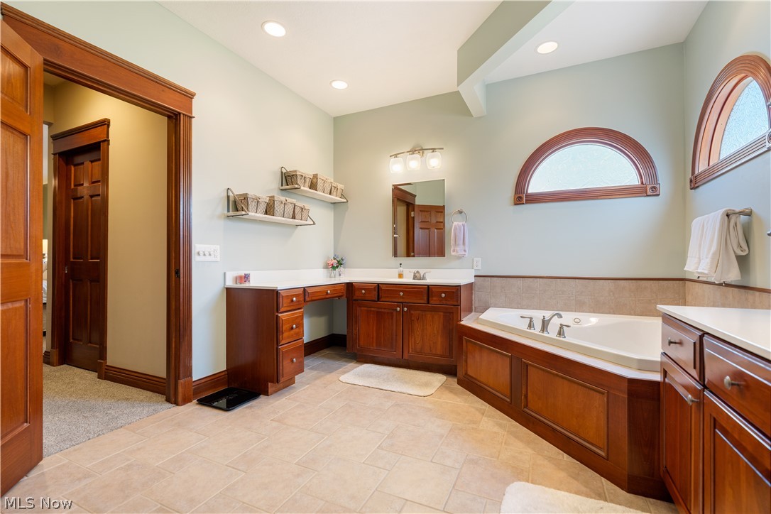 2669 Carrington Street NW North Canton OH 44720
