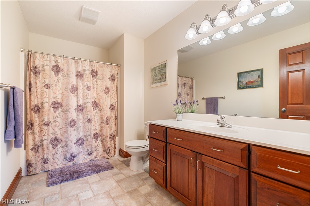 2669 Carrington Street NW North Canton OH 44720