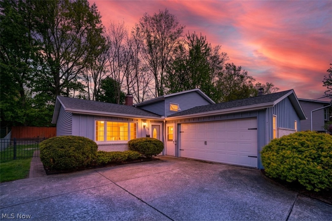 176 Pinewood Drive Elyria OH 44035