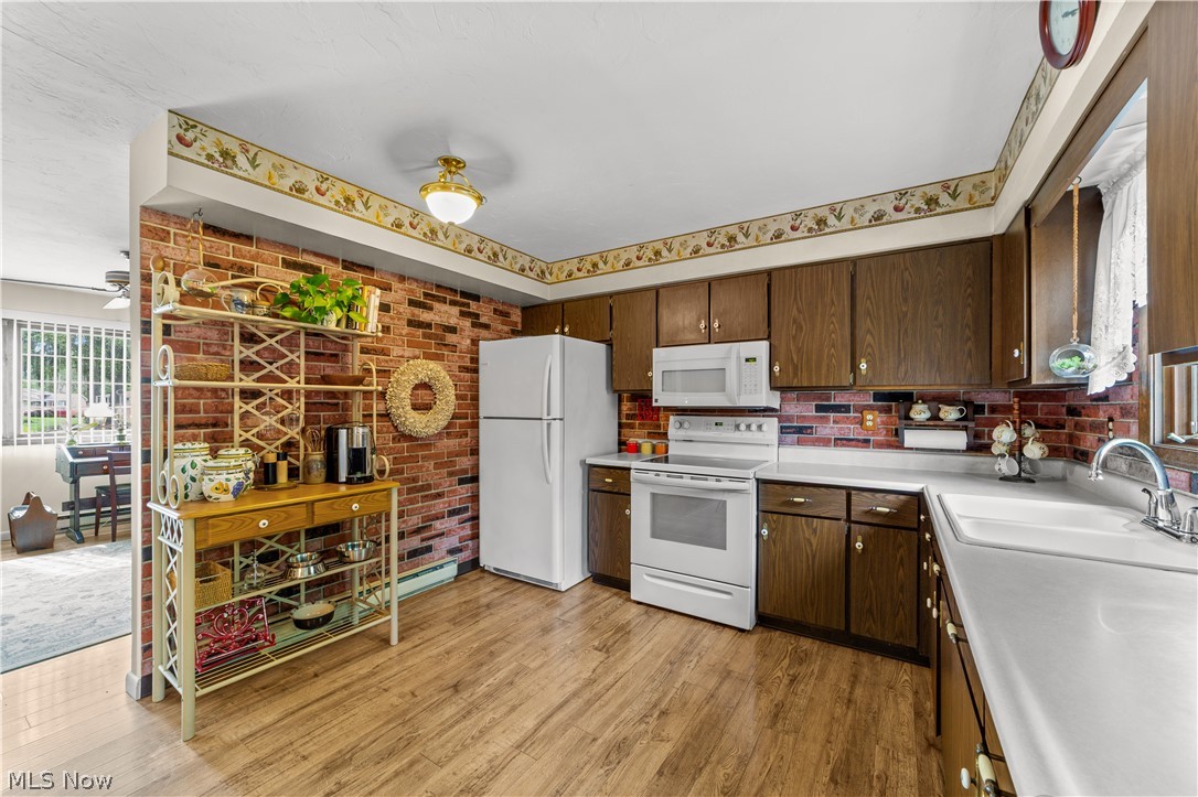 176 Pinewood Drive Elyria OH 44035