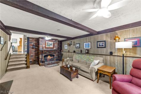 176 Pinewood Drive Elyria OH 44035