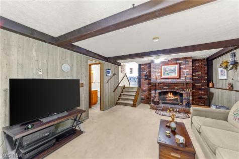 176 Pinewood Drive Elyria OH 44035