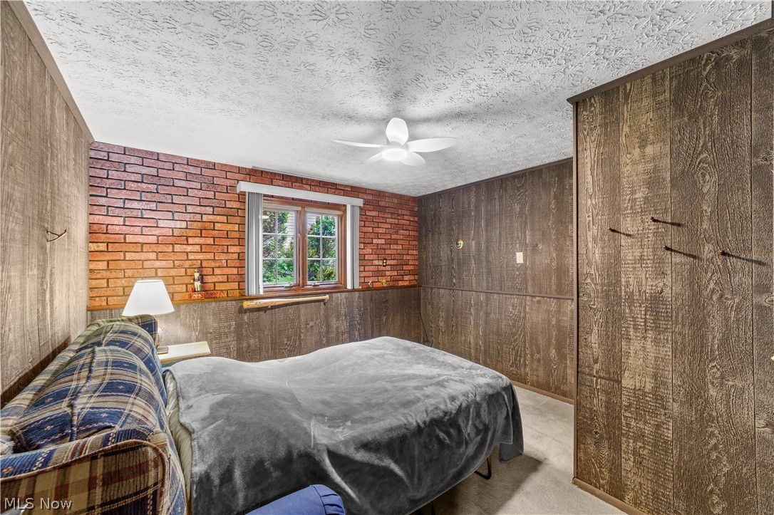 176 Pinewood Drive Elyria OH 44035