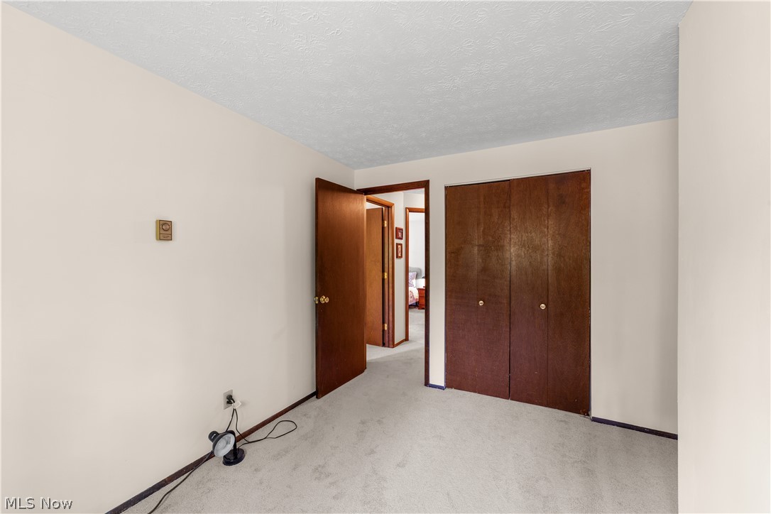 176 Pinewood Drive Elyria OH 44035