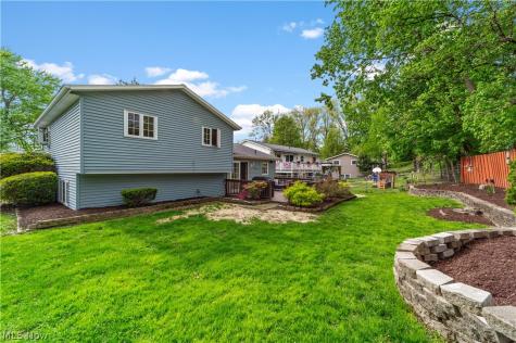 176 Pinewood Drive Elyria OH 44035