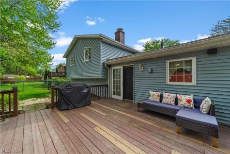 176 Pinewood Drive Elyria OH 44035
