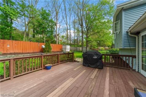176 Pinewood Drive Elyria OH 44035