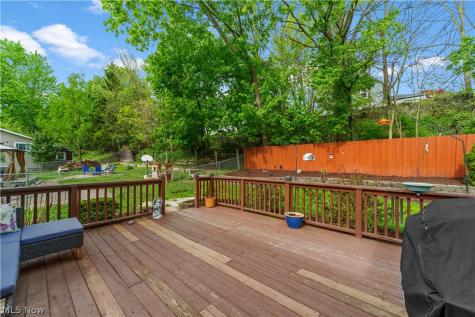176 Pinewood Drive Elyria OH 44035