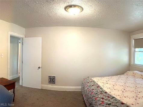 3589 W 139 Street Cleveland OH 44111