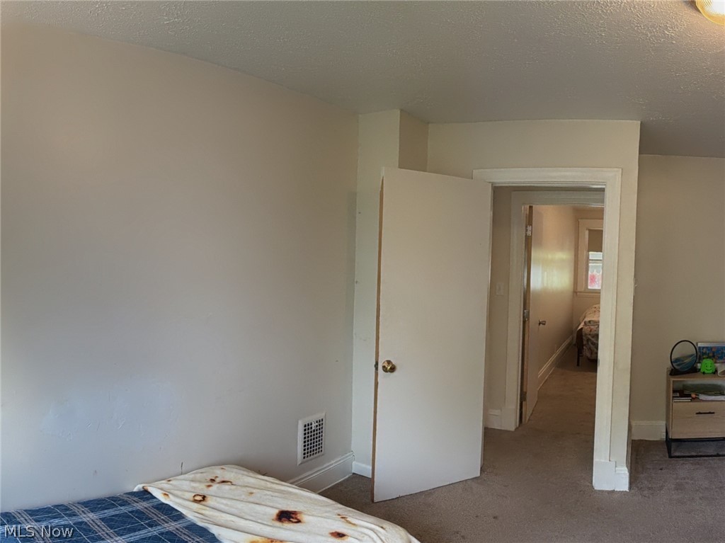 3589 W 139 Street Cleveland OH 44111