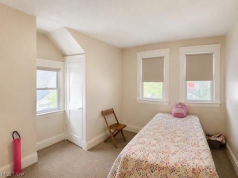 3589 W 139 Street Cleveland OH 44111