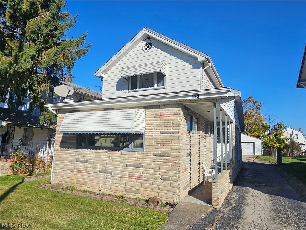 139 N Richview Avenue Youngstown OH 44509