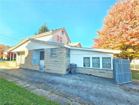 139 N Richview Avenue Youngstown OH 44509
