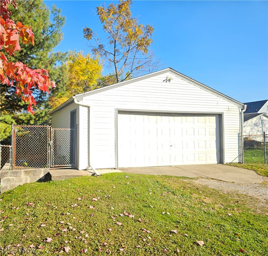 139 N Richview Avenue Youngstown OH 44509