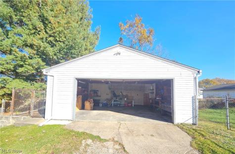 139 N Richview Avenue Youngstown OH 44509