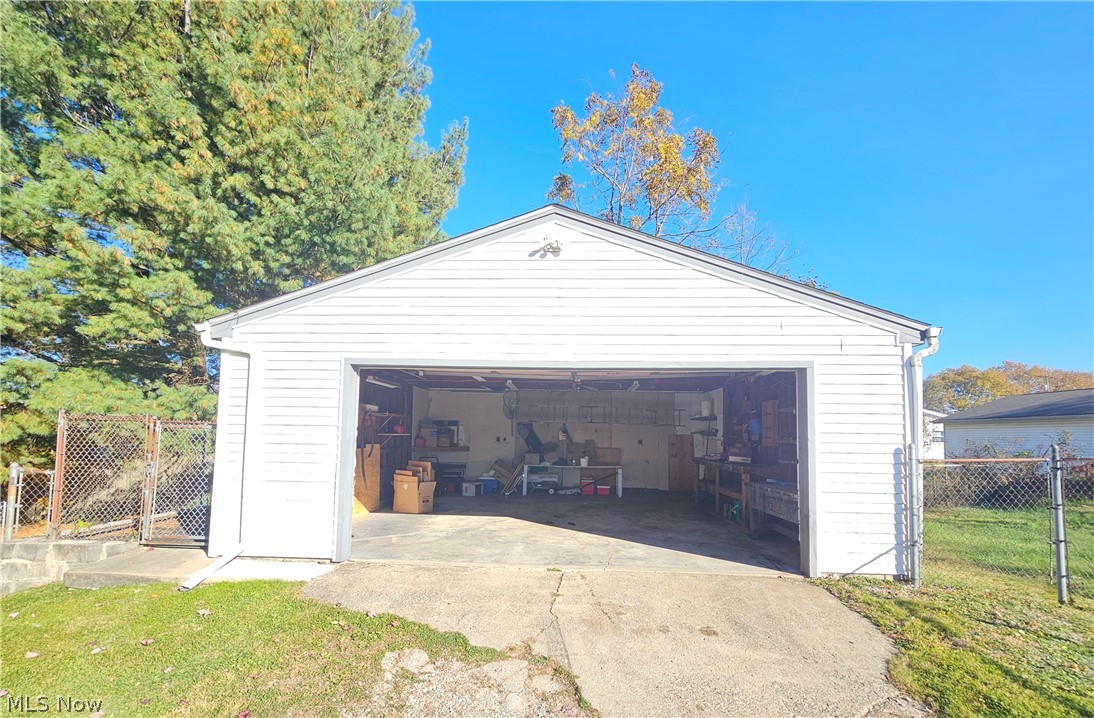 139 N Richview Avenue Youngstown OH 44509