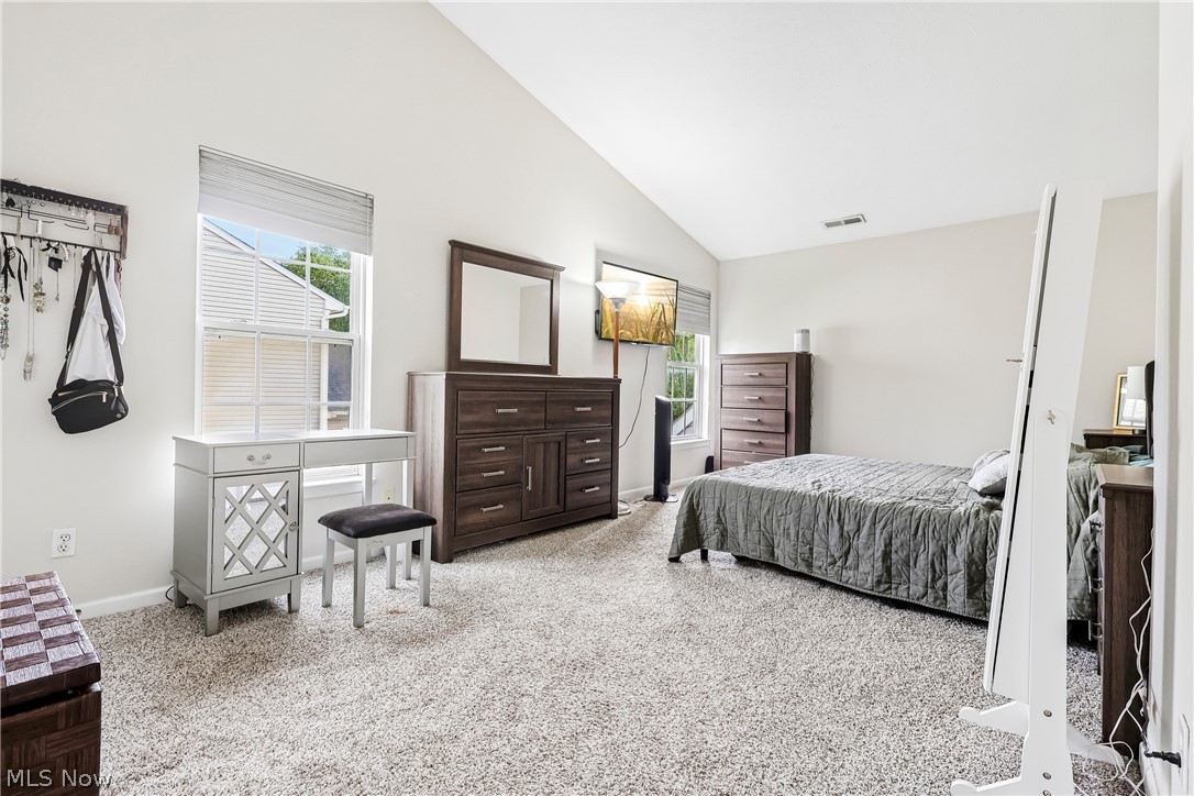 490 Cherrywood Lane Painesville OH 44077