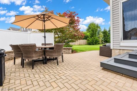 490 Cherrywood Lane Painesville OH 44077
