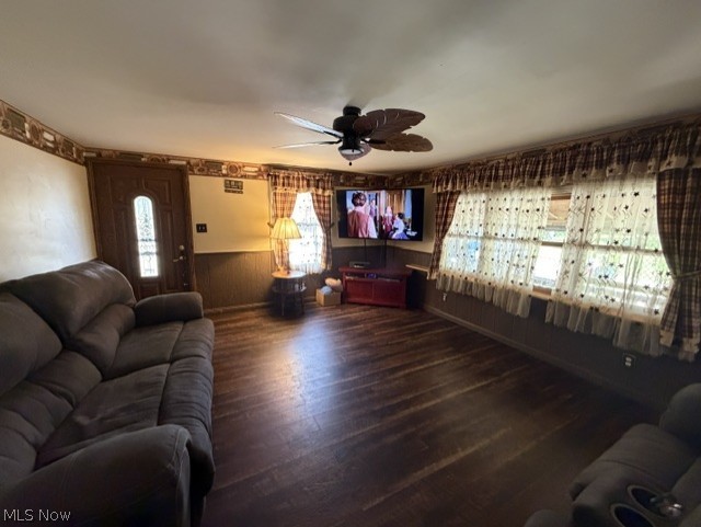 307 Ruggles Avenue SE Canton OH 44707