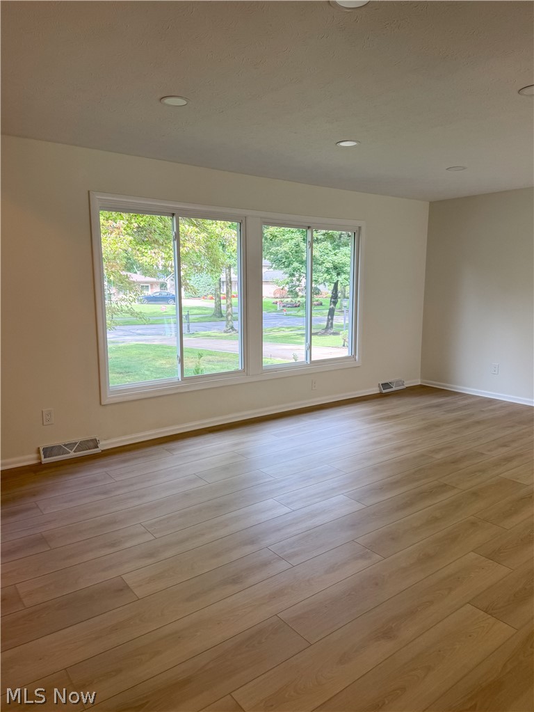 6778 Wildwood Trail Mayfield Village OH 44143