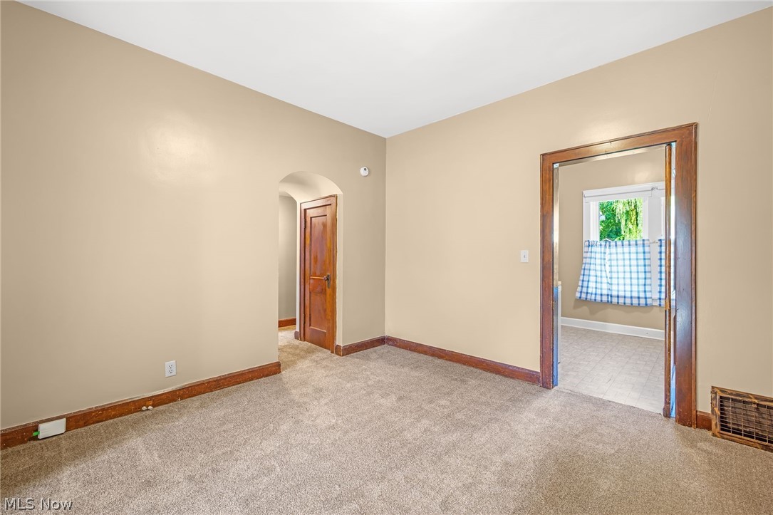 909 Brown Avenue NW Canton OH 44703