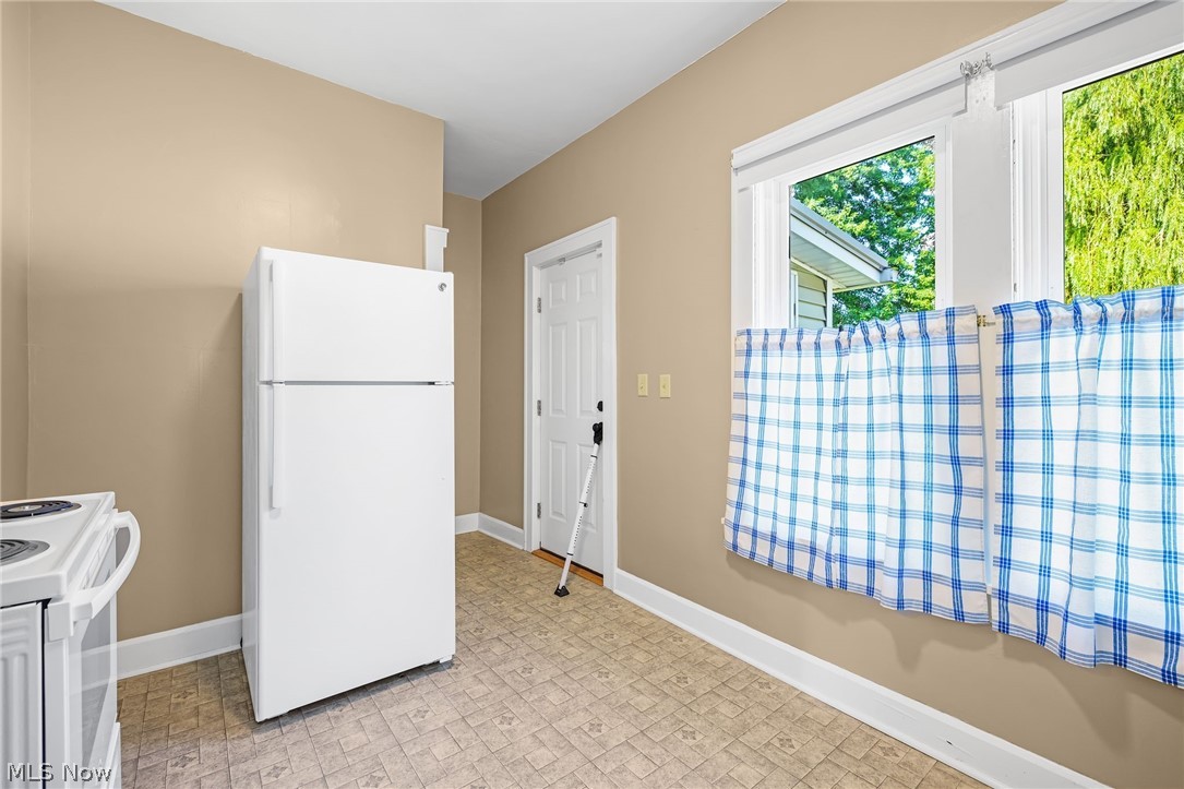 909 Brown Avenue NW Canton OH 44703