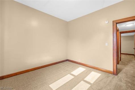 909 Brown Avenue NW Canton OH 44703