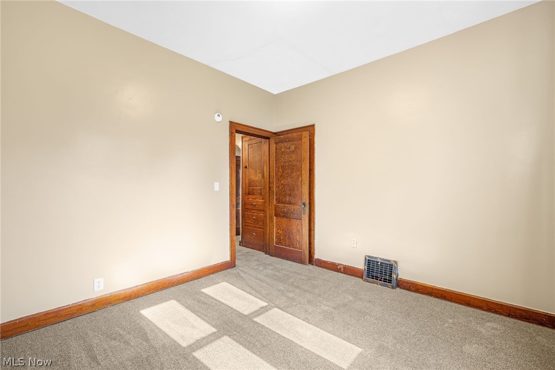 909 Brown Avenue NW Canton OH 44703
