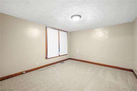 909 Brown Avenue NW Canton OH 44703