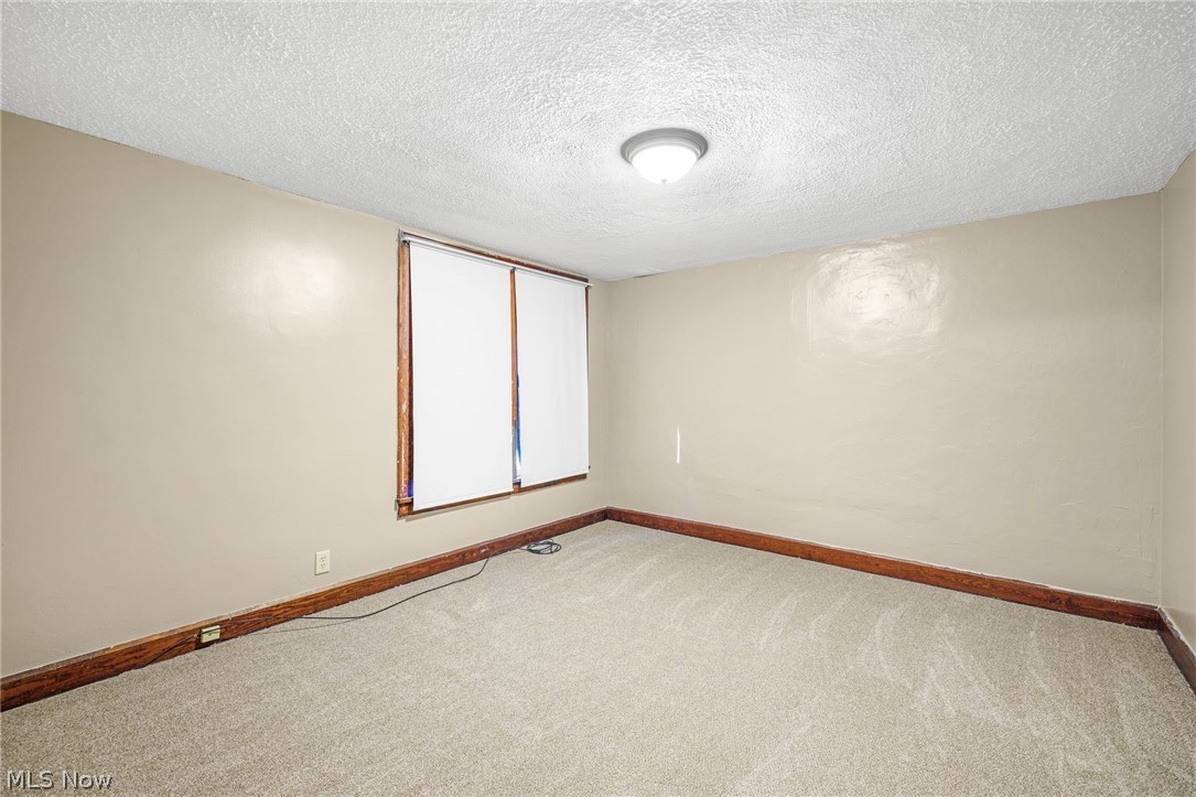 909 Brown Avenue NW Canton OH 44703