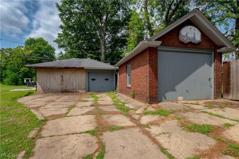 1255 Fulton Road NW Canton OH 44703