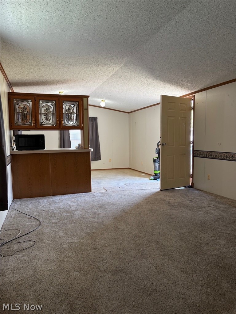 5411 N River Road W Geneva OH 44041