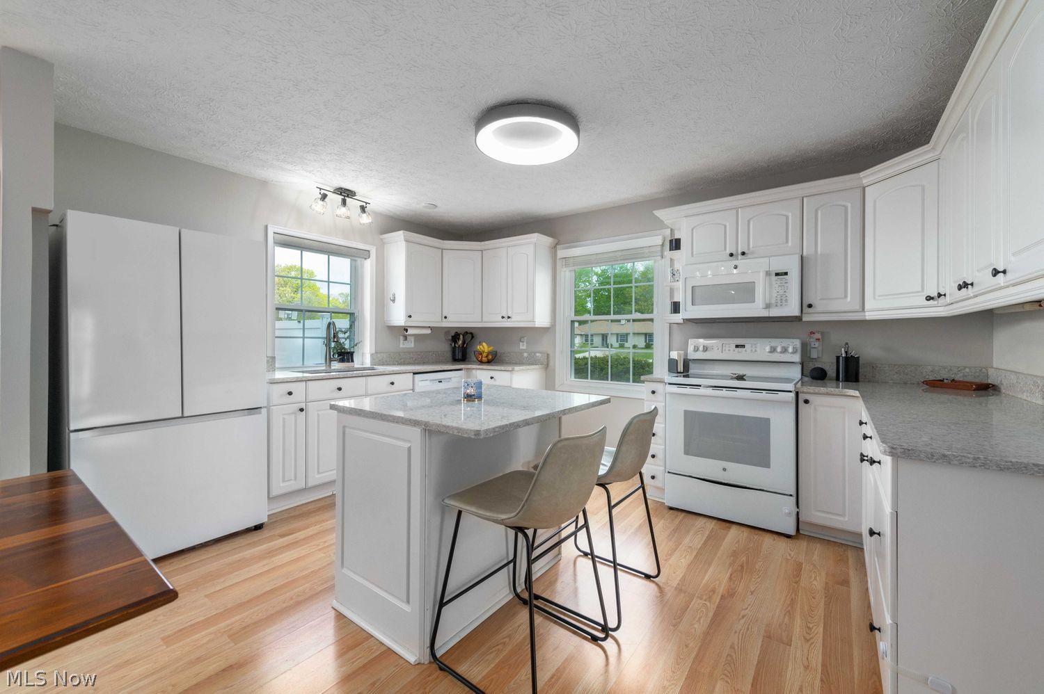 2220 Beechwood Drive Westlake OH 44145