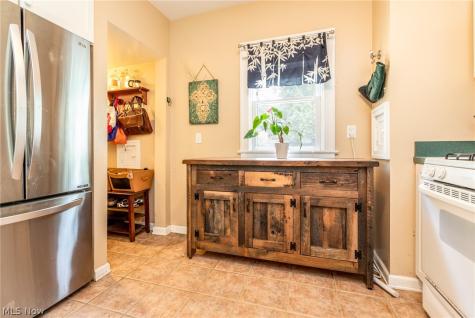 2257 Briarwood Road Cleveland Heights OH 44118