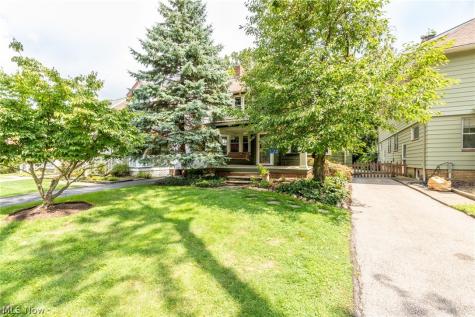 2257 Briarwood Road Cleveland Heights OH 44118
