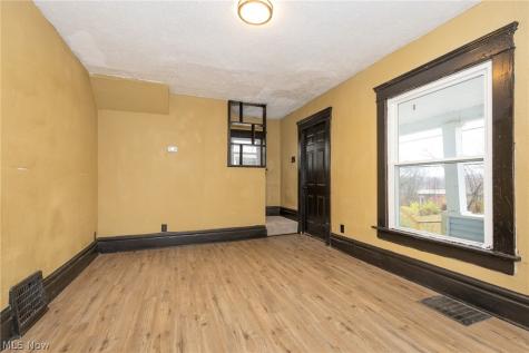 258 Oberlin Court Akron OH 44311